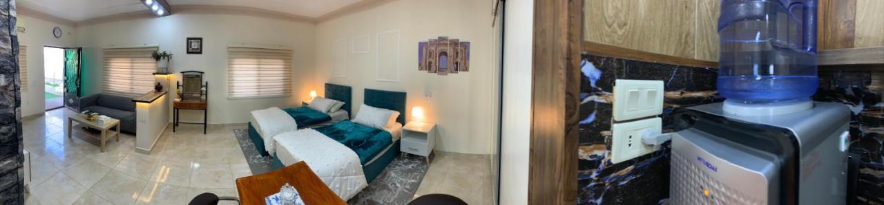 Tayoon Host Apartment Jarash Bagian luar foto